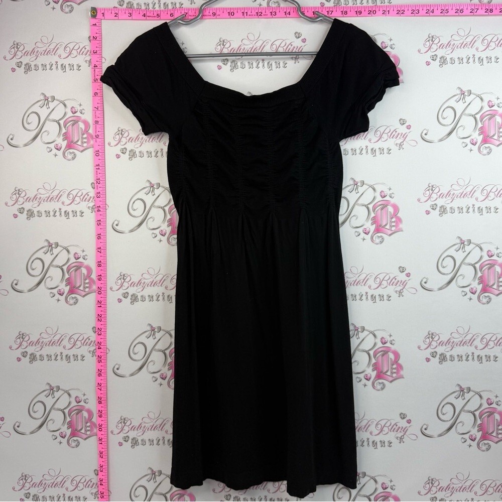 Majora dress stretchy Black Short Sleeve Midi Dress with Ruched Bodice